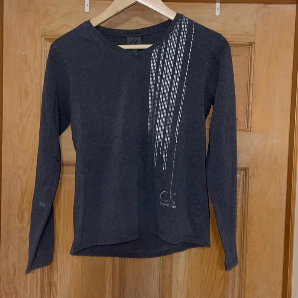 Womens size S (49-38-48) Calvin Klein long sleeved t shirt